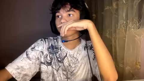 Snapshot of alt_femboy chatting on June 16, 2026, 7:05 pm alt_femboy online show from June 16, 2026, 7:05 pm
