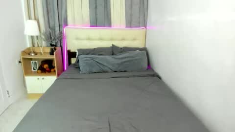 Snapshot of althea_xx chatting on November 13, 2025, 6:07 pm Andrea online show from November 13, 2025, 6:07 pm