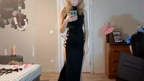 Snapshot of altheadoyel chatting on November 19, 2025, 3:23 pm May online show from November 19, 2025, 3:23 pm