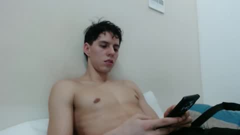 alvarodancer online show from February 18, 2026, 2:35 pm