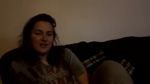 Snapshot of alvie_bones chatting on January 21, 2025, 11:13 pm Alvie online show from January 21, 2025, 11:13 pm