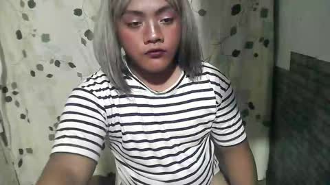 alvin4759 online show from November 25, 2025, 11:43 am