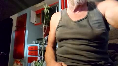 Snapshot of alwayshard4u1 chatting on April 12, 2026, 8:52 am alwayshard4u1 online show from April 12, 2026, 8:52 am