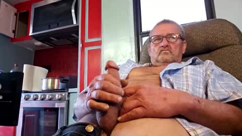 Snapshot of alwayshard4u1 chatting on May 6, 2026, 1:05 pm alwayshard4u1 online show from May 6, 2026, 1:05 pm