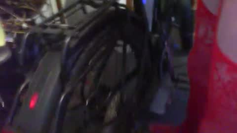 Snapshot of alwaysniceguy2 chatting on September 15, 2025, 1:49 am HoneyMelonGuy online show from September 15, 2025, 1:49 am