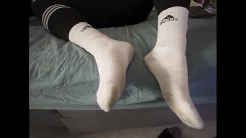 alwshrny23 online show from February 5, 2025, 12:38 pm