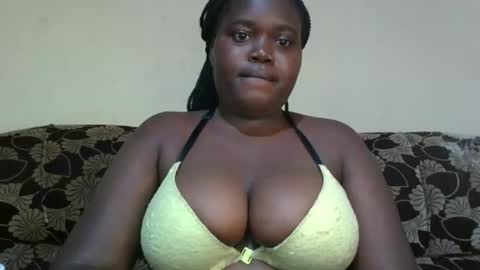 Snapshot of alyabeiby chatting on April 28, 2026, 10:42 am alyabeiby online show from April 28, 2026, 10:42 am