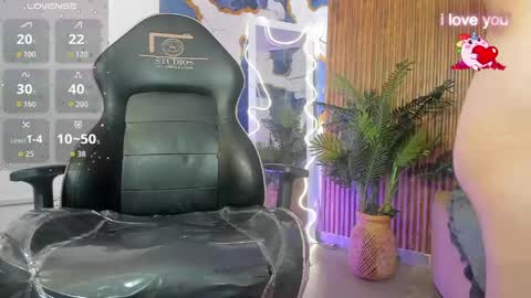 ALYCE  online show from April 27, 2026, 11:30 am