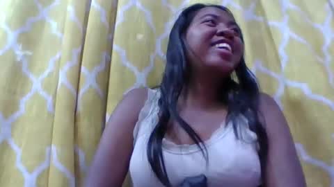 alydiah816442 online show from April 14, 2026, 4:29 am