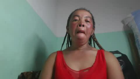 alypierette online show from April 13, 2026, 2:39 am