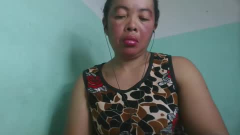 Snapshot of alypierette chatting on May 29, 2026, 7:39 am alypierette online show from May 29, 2026, 7:39 am