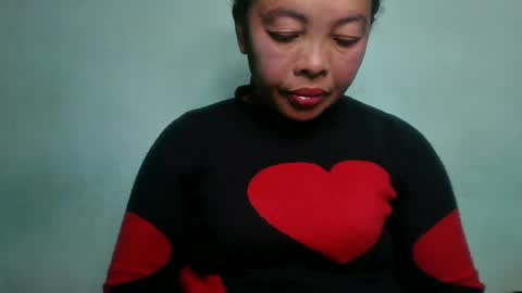 alypierette online show from June 22, 2026, 5:26 am