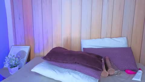 alysha_xia_ online show from February 24, 2026, 3:59 am