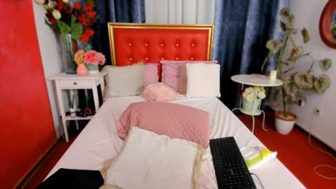 Alyssa online show from October 25, 2025, 4:53 am