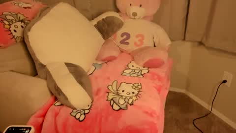 Snapshot of alyssaasianpersuasion21 chatting on January 12, 2026, 8:14 pm Alyssa online show from January 12, 2026, 8:14 pm