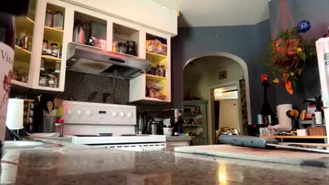 Britney online show from March 5, 2025, 9:48 pm