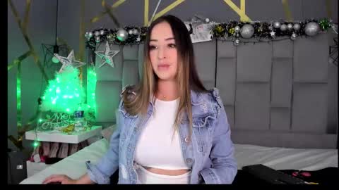 Alyze make feel hot as hell online show from December 20, 2025, 11:12 pm