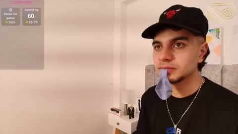 Amadeo Wild online show from January 22, 2025, 4:02 pm