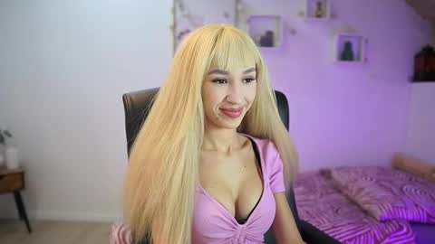 Snapshot of amai__liu chatting on November 8, 2025, 6:51 pm Amai Liu online show from November 8, 2025, 6:51 pm