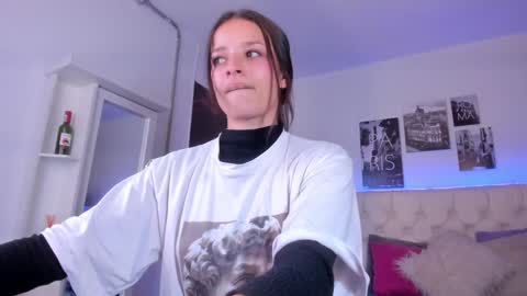 Snapshot of amaia_daniells chatting on January 11, 2025, 5:31 am B I A N C A online show from January 11, 2025, 5:31 am