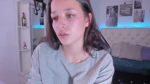 Snapshot of amaia_daniells chatting on January 24, 2025, 7:19 am B I A N C A online show from January 24, 2025, 7:19 am