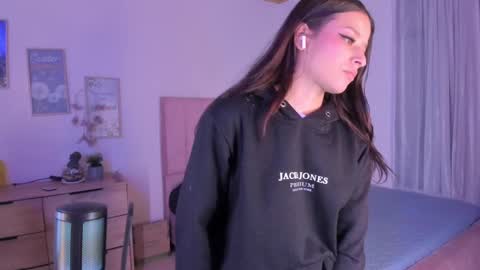 Snapshot of amaia_daniells chatting on March 5, 2025, 3:08 am B I A N C A online show from March 5, 2025, 3:08 am