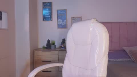 Snapshot of amaia_daniells chatting on November 22, 2025, 3:38 am B I A N C A online show from November 22, 2025, 3:38 am