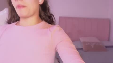 Snapshot of amaia_daniells chatting on November 29, 2025, 4:04 am B I A N C A online show from November 29, 2025, 4:04 am