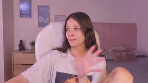 Snapshot of amaia_daniells chatting on November 30, 2025, 3:54 am B I A N C A online show from November 30, 2025, 3:54 am