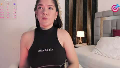 Amaia  online show from April 4, 2026, 6:49 pm