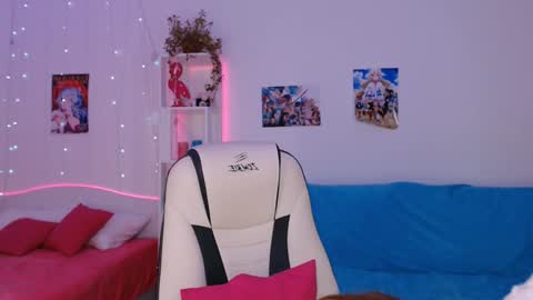 Snapshot of amala_lee chatting on February 9, 2025, 2:17 am Alice online show from February 9, 2025, 2:17 am