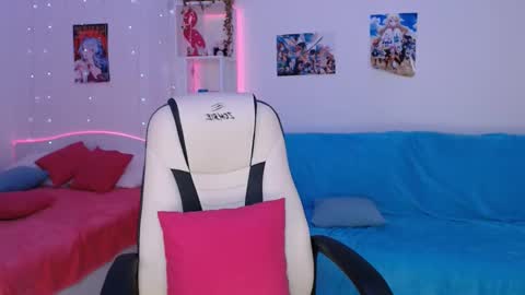 Snapshot of amala_lee chatting on February 24, 2025, 3:12 am Alice online show from February 24, 2025, 3:12 am