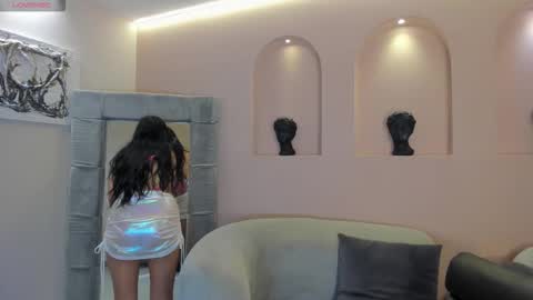 Amalia cruss online show from March 3, 2026, 8:04 pm