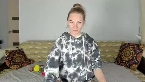 Snapshot of amalia_mio chatting on May 29, 2026, 10:02 am Amalia online show from May 29, 2026, 10:02 am