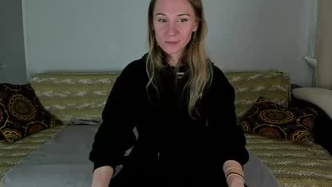 Snapshot of amalia_mio chatting on May 31, 2026, 8:21 am Amalia online show from May 31, 2026, 8:21 am