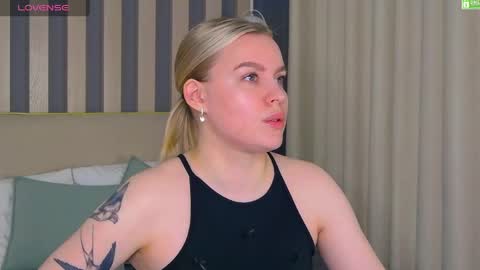 Snapshot of amaliabell chatting on April 16, 2026, 9:39 pm Amalia online show from April 16, 2026, 9:39 pm