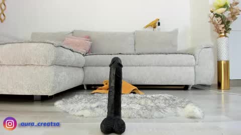Amalia Nilsson  online show from May 30, 2026, 3:09 pm