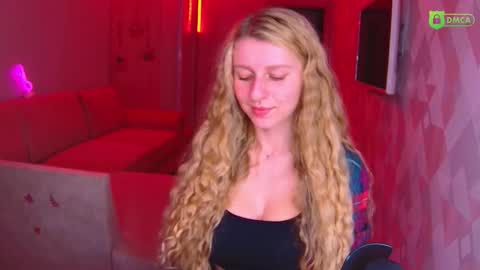 Amalia online show from December 1, 2025, 3:06 pm