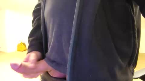 Amaliedreams online show from October 3, 2025, 7:33 pm