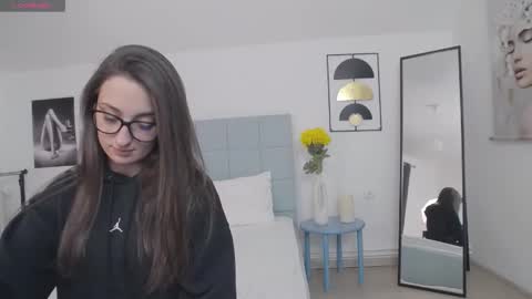 Snapshot of amalliajade chatting on February 16, 2026, 7:32 pm Amalia online show from February 16, 2026, 7:32 pm