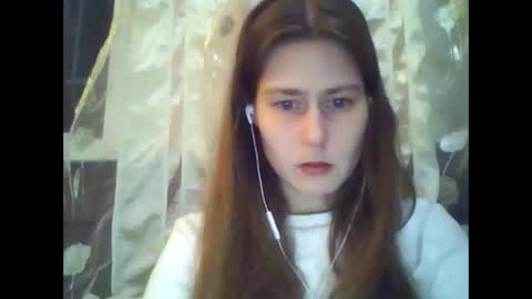 Dog mama online show from March 27, 2026, 7:35 pm