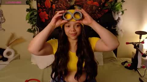         online show from October 31, 2025, 12:50 pm