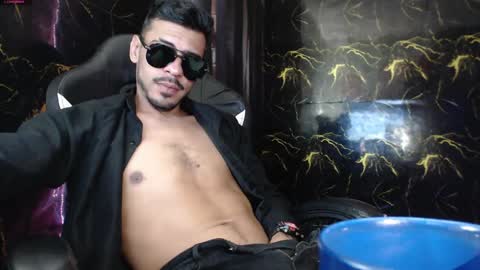 Snapshot of amand_sex chatting on April 16, 2026, 5:25 pm amand_sex online show from April 16, 2026, 5:25 pm