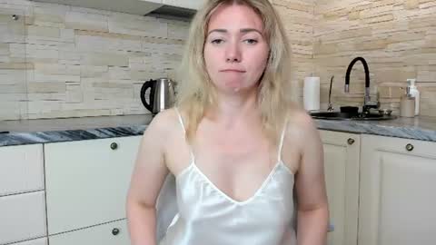 Amanda   insta amanda    grey online show from June 21, 2026, 6:21 pm