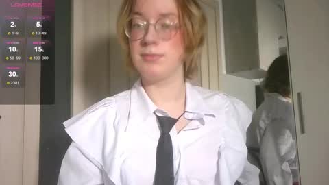 Snapshot of amanda_butlerr chatting on February 19, 2026, 12:12 pm Hi im Amanda online show from February 19, 2026, 12:12 pm