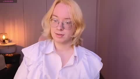 Snapshot of amanda_butlerr chatting on May 29, 2026, 2:04 pm Hi im Amanda online show from May 29, 2026, 2:04 pm