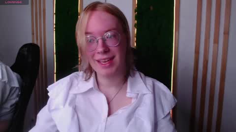 Snapshot of amanda_butlerr chatting on June 6, 2026, 1:16 pm Hi im Amanda online show from June 6, 2026, 1:16 pm