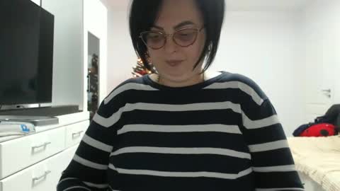 Snapshot of amanda_muller5 chatting on December 13, 2025, 9:53 pm Anda .. online show from December 13, 2025, 9:53 pm