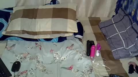 amanda_pavo1 online show from October 24, 2025, 8:49 pm