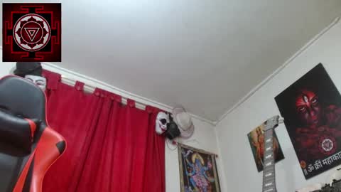 Amanda Valeska online show from November 13, 2025, 6:07 pm